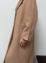 Load image into Gallery viewer, Camel Wool Duster
