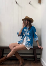 Load image into Gallery viewer, Hawaiian Embroidered Tunic Top

