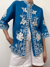 Load image into Gallery viewer, Hawaiian Embroidered Tunic Top
