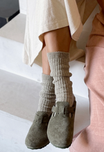 Load image into Gallery viewer, Cottage Socks HT. GREY
