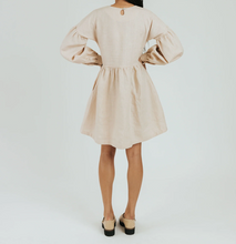 Load image into Gallery viewer, Lianne Linen Dress
