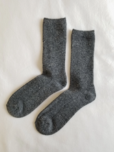 Load image into Gallery viewer, Snow Socks: Charcoal

